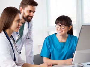 Dies ist ein Alt Text.